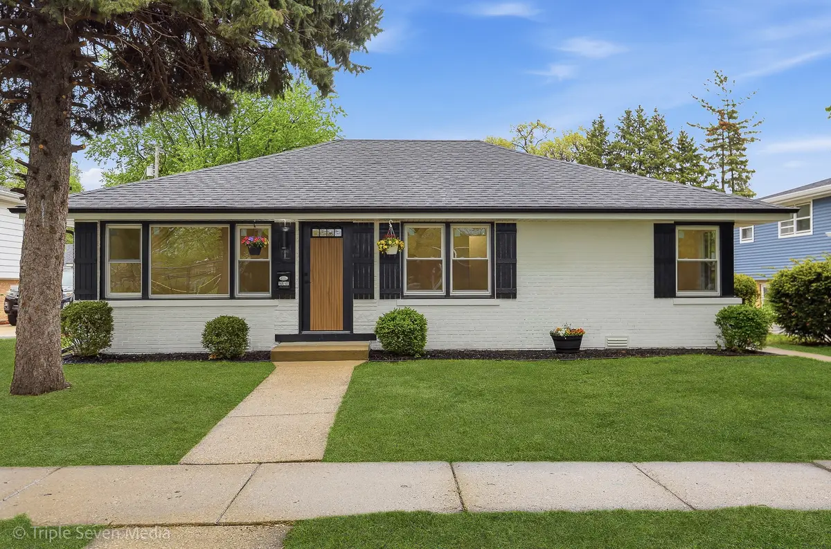 9817 Washington Avenue, Oak Lawn, IL 60453 - #1