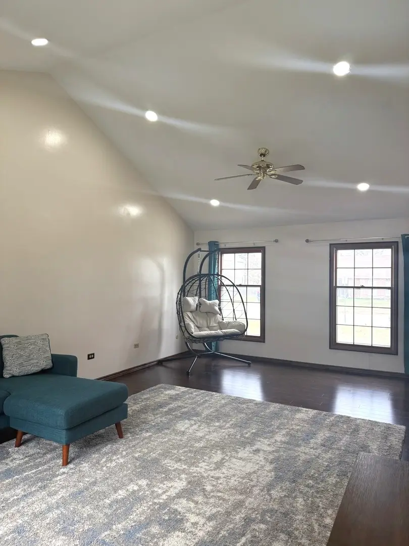 39 Dennison Drive, Glendale Heights, IL 60139 - #3