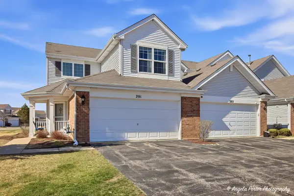 201 Macintosh Avenue, Woodstock, IL 60098