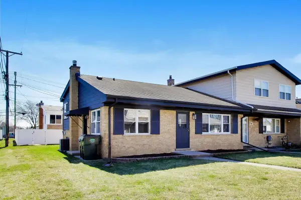 9011 N Grace Avenue, Niles, IL 60714