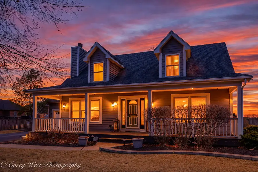 411 Meadow Lane, Hinckley, IL 60520 - #2