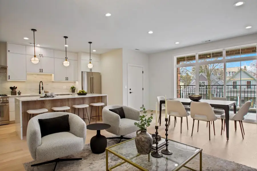 1304 W Winona Street #2, Chicago, IL 60640 - #3