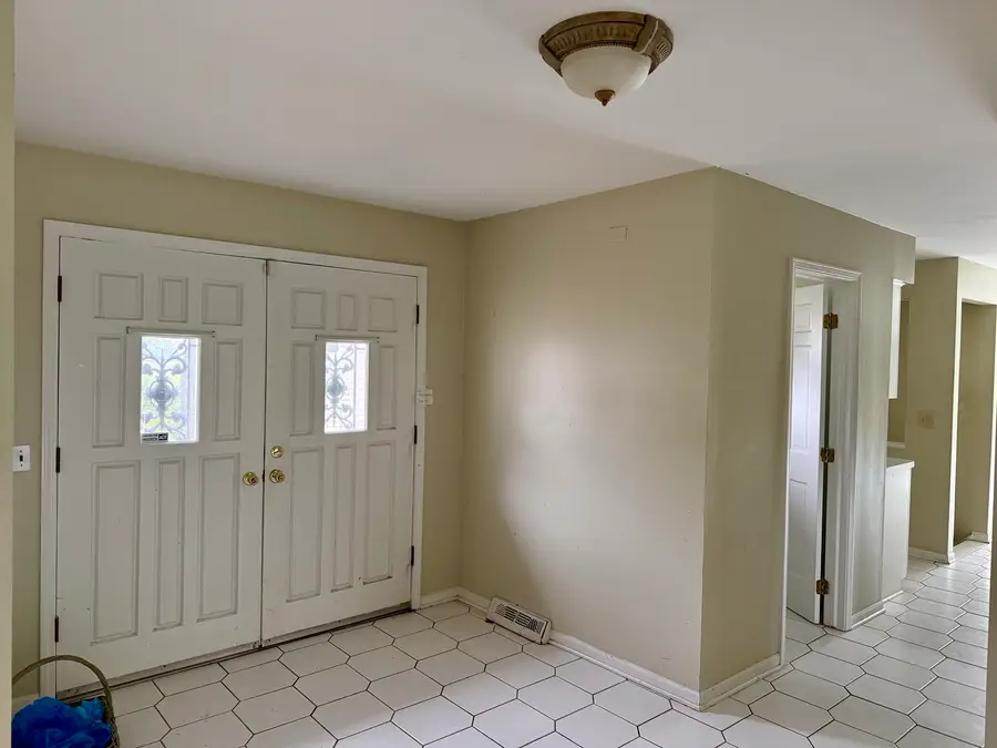 Address Withheld By Seller, Wheaton, IL 60187 - #2