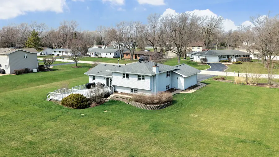 300 W Woodlawn Road, New Lenox, IL 60451 - #3
