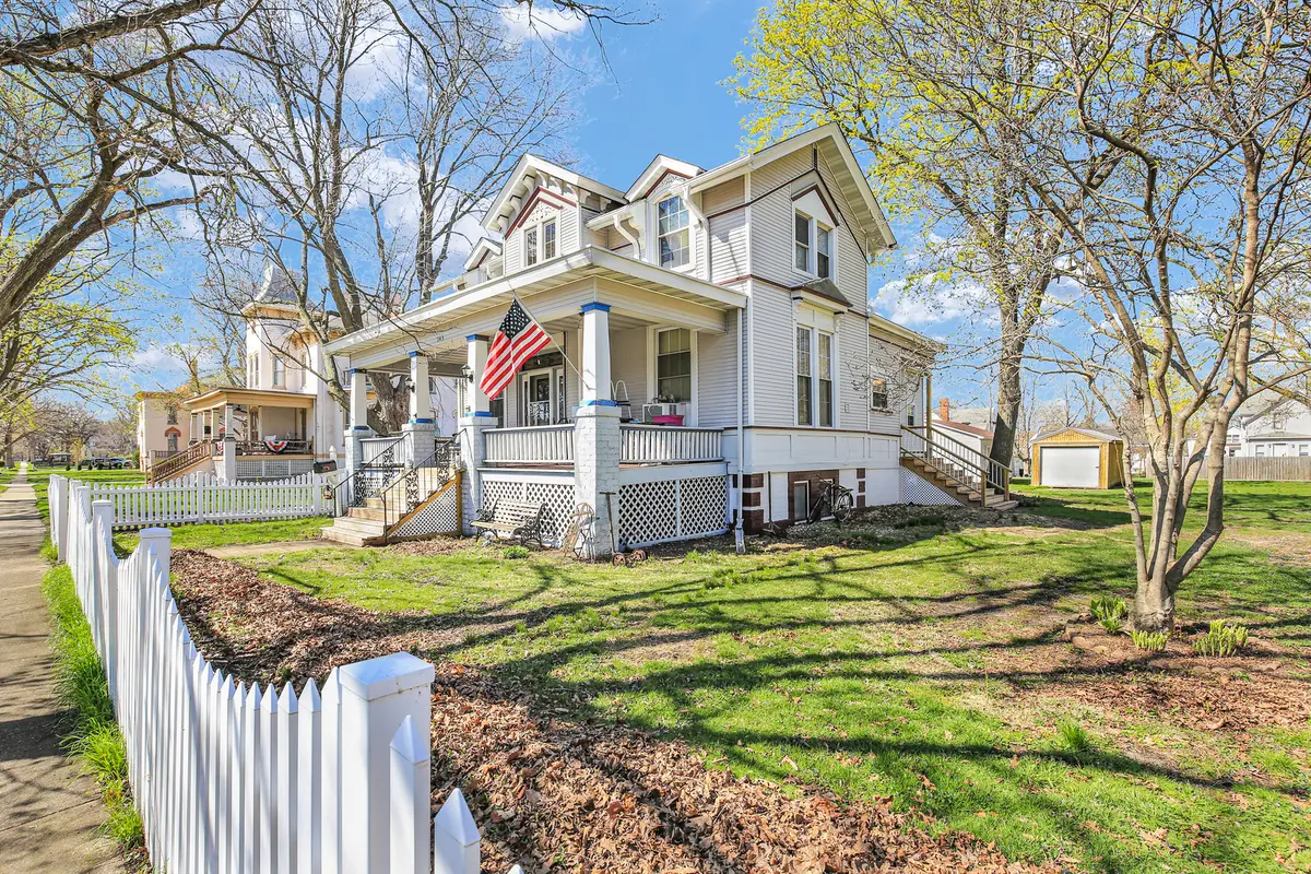 343 W Center Street, Paxton, IL 60957 - #1