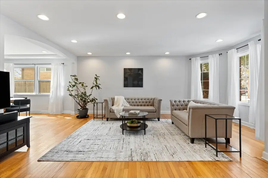 320 Beverly Drive, Wilmette, IL 60091 - #2