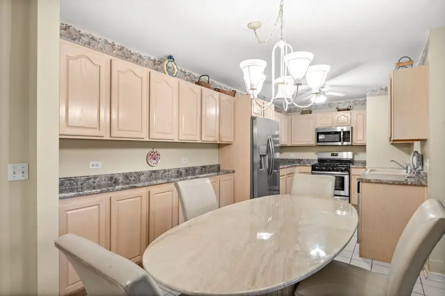 115 Hunt Club Drive #114N, Saint Charles, IL 60174 - #3