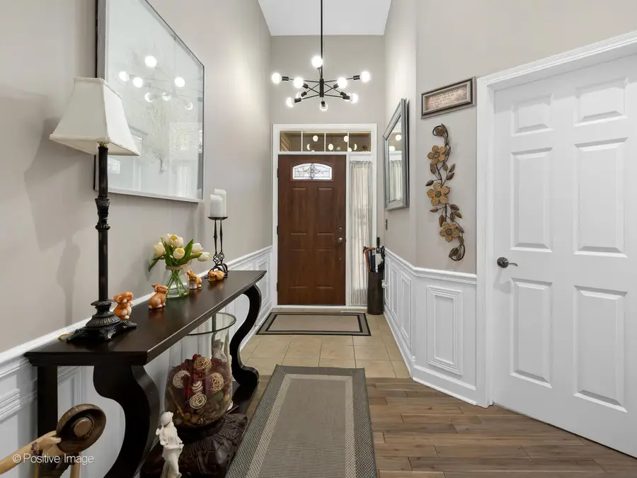 1660 Briarheath Drive, Aurora, IL 60505 - #3