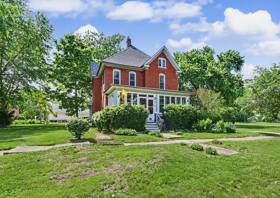 615 N William Street, Farmer City, IL 61842 - #2