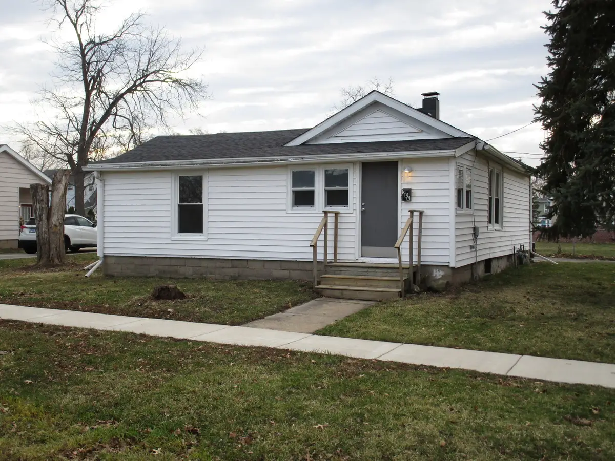 306 S Page Street, Harvard, IL 60033 - #1
