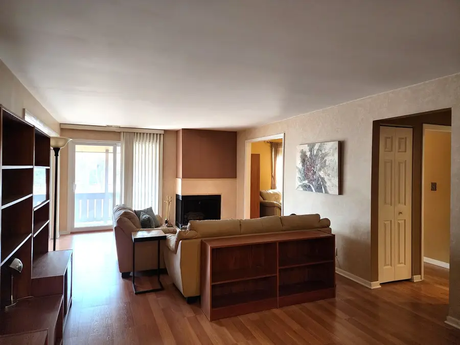 1S055 Spring Road #2D, Oakbrook Terrace, IL 60181 - #3