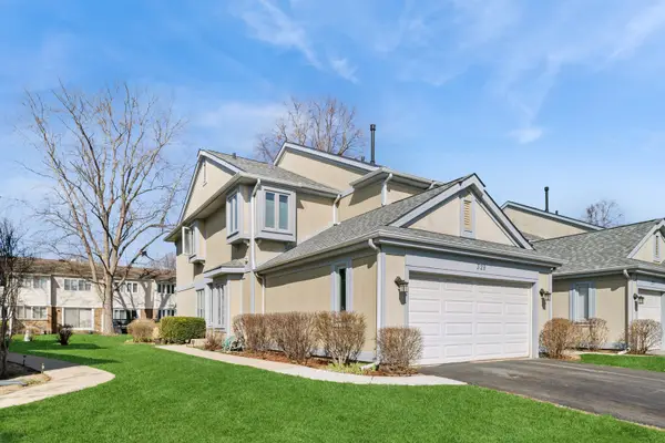 329 Redwing Drive, Deerfield, IL 60015