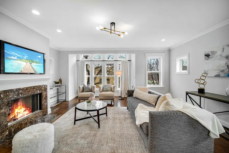 3834 N Janssen Avenue #3, Chicago, IL 60613 - #3