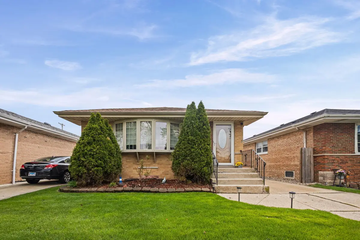 7807 S Kenneth Avenue, Chicago, IL 60652 - #1