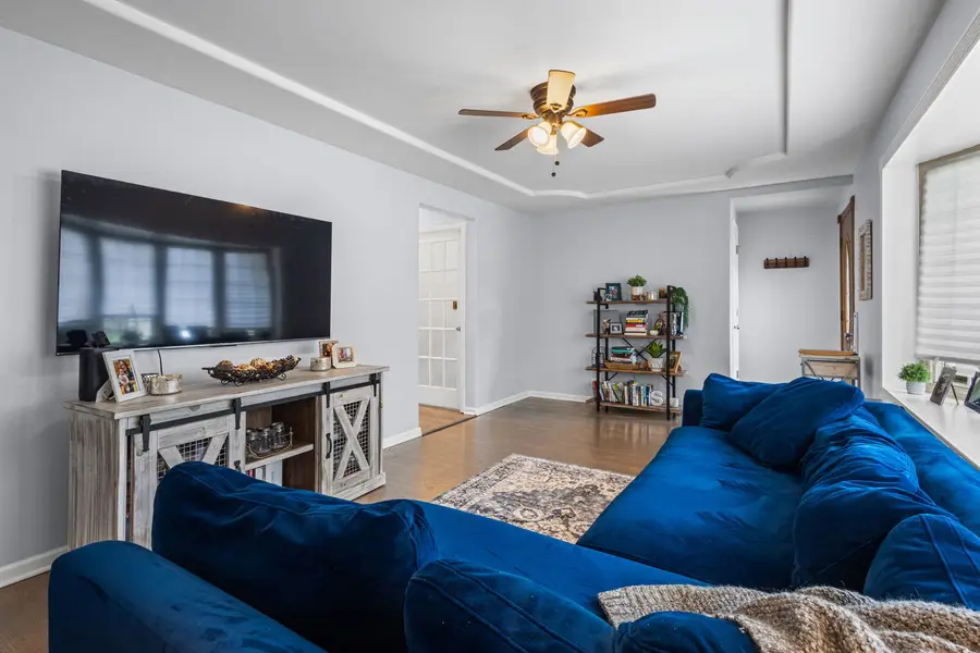 7807 S Kenneth Avenue, Chicago, IL 60652 - #2