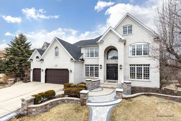 3307 Danlaur Court, Naperville, IL 60564