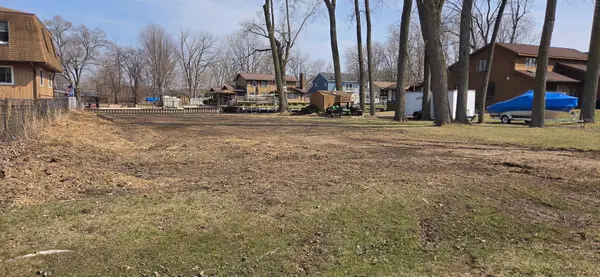 609 Monterrey Terrace, McHenry, IL 60050