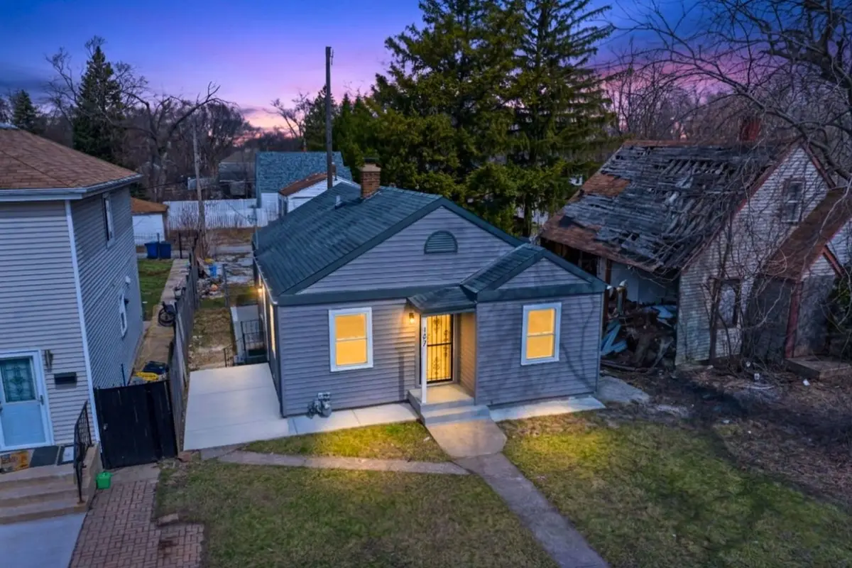 107 E 149th Street, Harvey, IL 60426 - #1