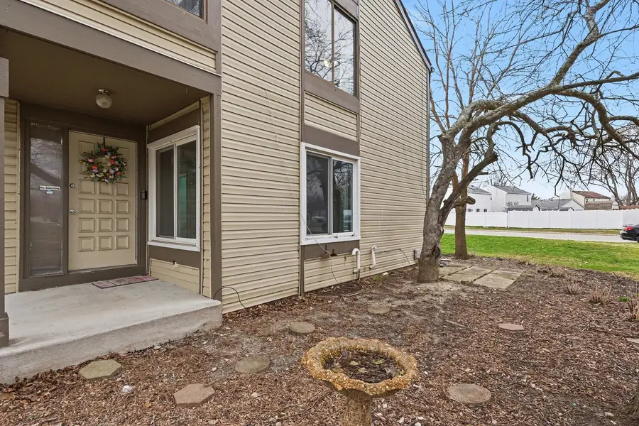 554 Alton Court, Carol Stream, IL 60188 - #3