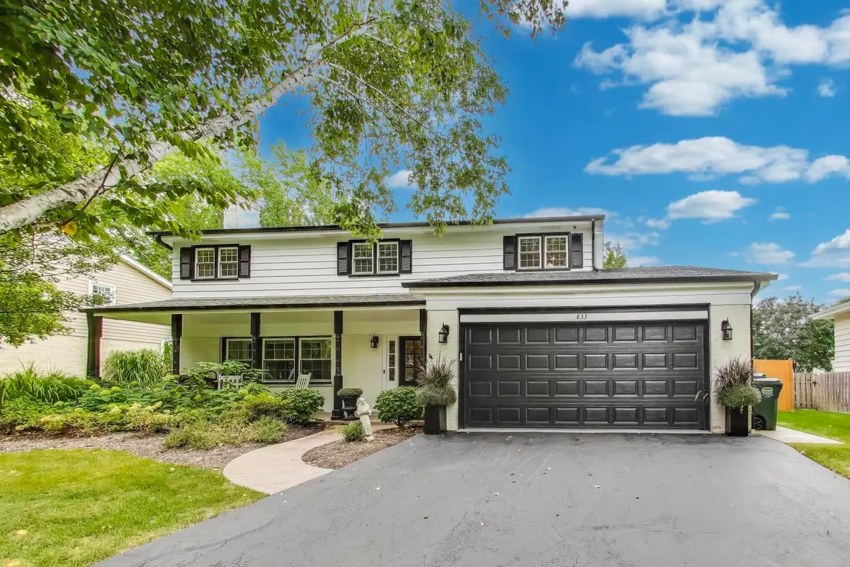 833 Fairlawn Avenue, Libertyville, IL 60048 - #1