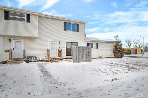 1113 Gael Drive #B, Joliet, IL 60435