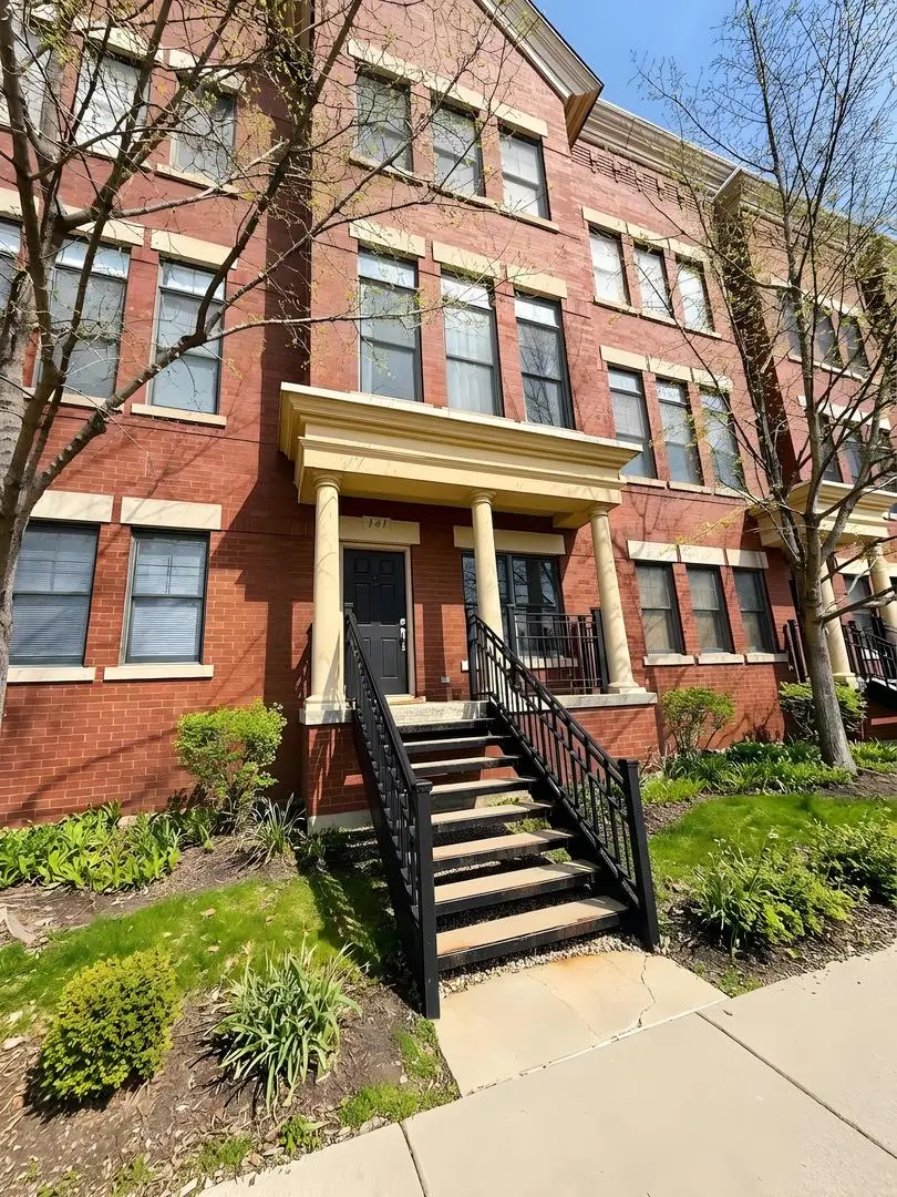 Address Withheld By Seller, Elgin, IL 60120 - #1