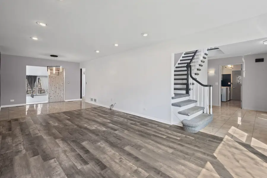 1100 Hidden Lake Drive, Buffalo Grove, IL 60089 - #3