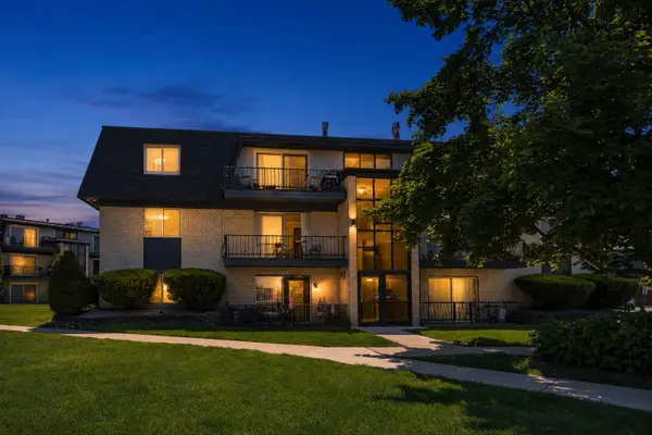 11124 S 84th Avenue #2A, Palos Hills, IL 60465
