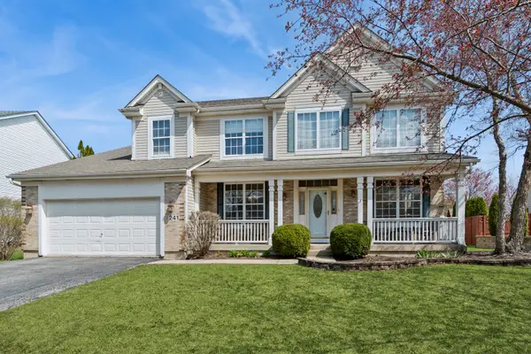 241 Ashcroft Lane, Oswego, IL 60543