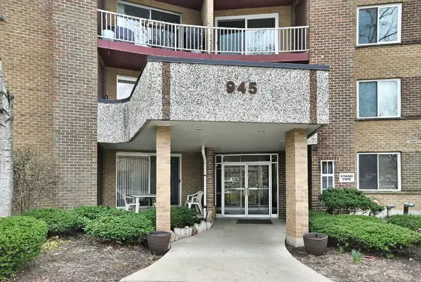945 E Kenilworth Avenue #312, Palatine, IL 60074