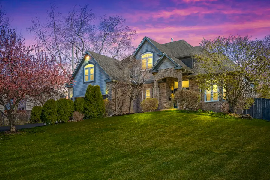 155 Lilac Lane, Wheeling, IL 60090 - #2