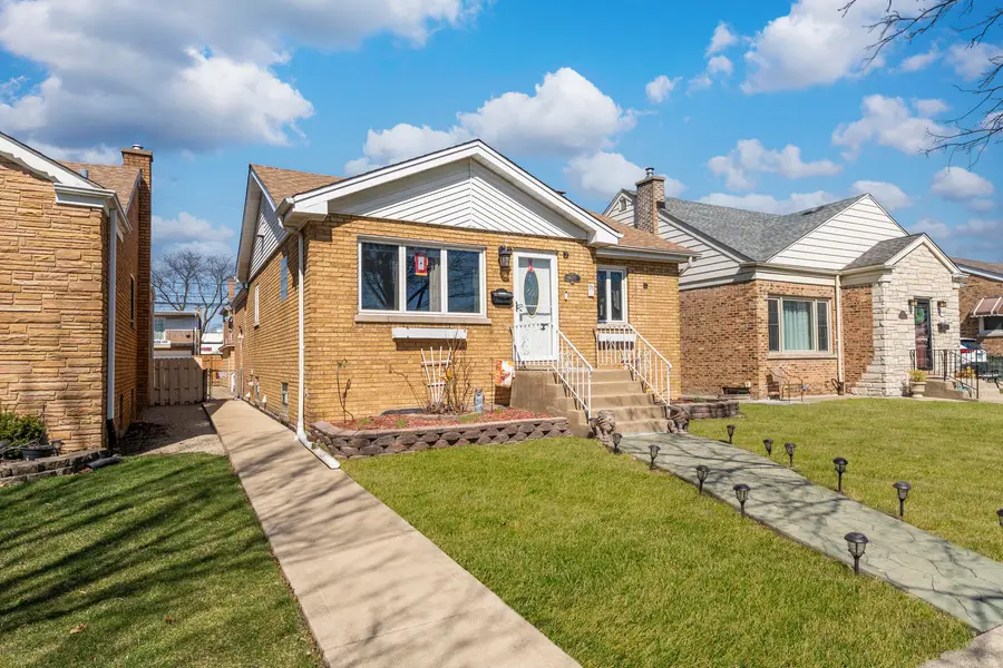 9020 W 22nd Place, North Riverside, IL 60546 - #2