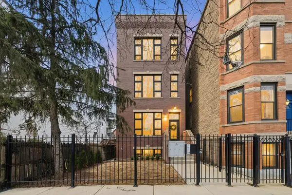 2330 N Hamilton Avenue #3, Chicago, IL 60647