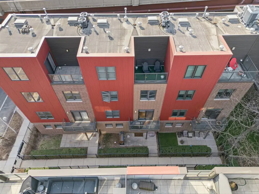 648 W 16th Street #2, Chicago, IL 60616 - #2