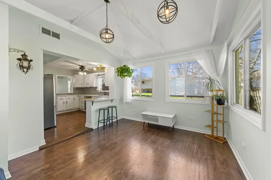 934 S Highland Avenue, Arlington Heights, IL 60005 - #3