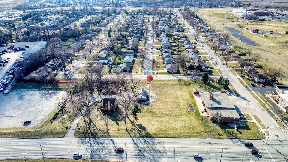 2213 Weber Road S, Crest Hill, IL 60403 - #1