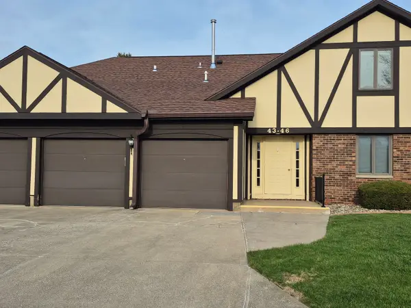 43 Crystal Court #B1, Pontiac, IL 61764