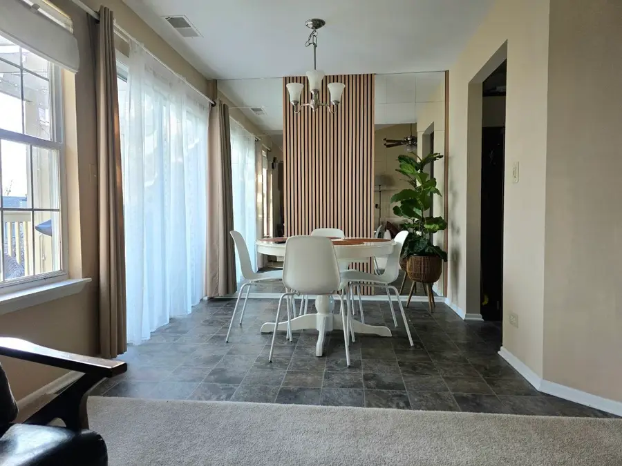 1914 Quaker Hollow Lane, Streamwood, IL 60107 - #3