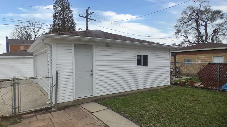 8242 S Honore Street, Chicago, IL 60620 - #2