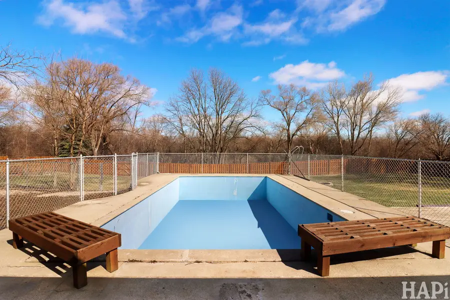 12416 W Paddock Avenue, Beach Park, IL 60087 - #3