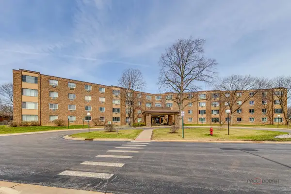 1880 Bonnie Lane #116, Hoffman Estates, IL 60169