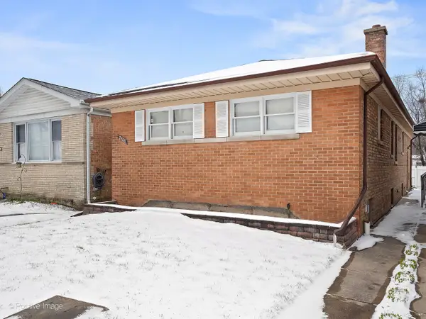 7516 N California Avenue, Chicago, IL 60645