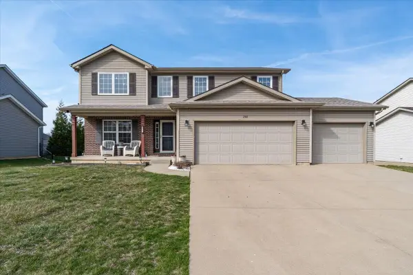 2511 Grey Fox Trail, Bloomington, IL 61705