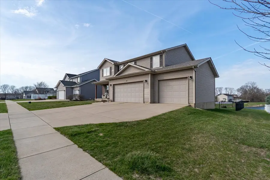 2511 Grey Fox Trail, Bloomington, IL 61705 - #3