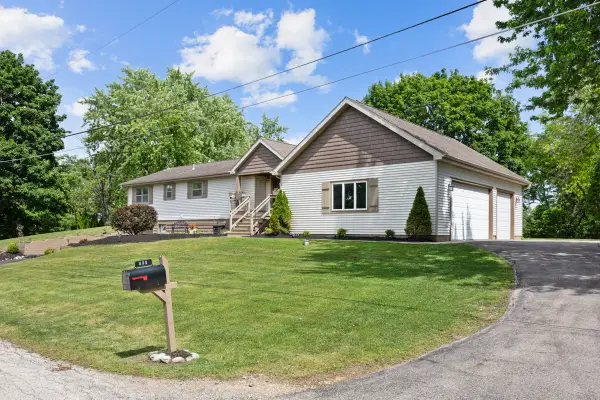 703 Crestview Drive, Ingleside, IL 60041