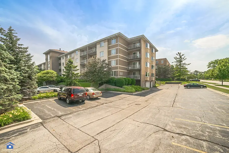480 E Montrose Avenue #203, Wood Dale, IL 60191 - #3