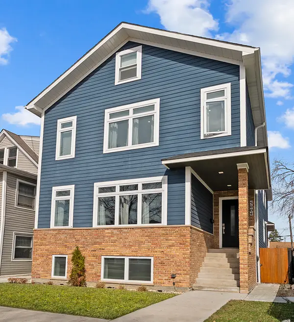 5004 W Argyle Street, Chicago, IL 60630