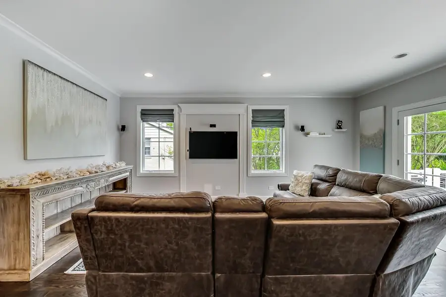 2824 Central Road, Glenview, IL 60025 - #3