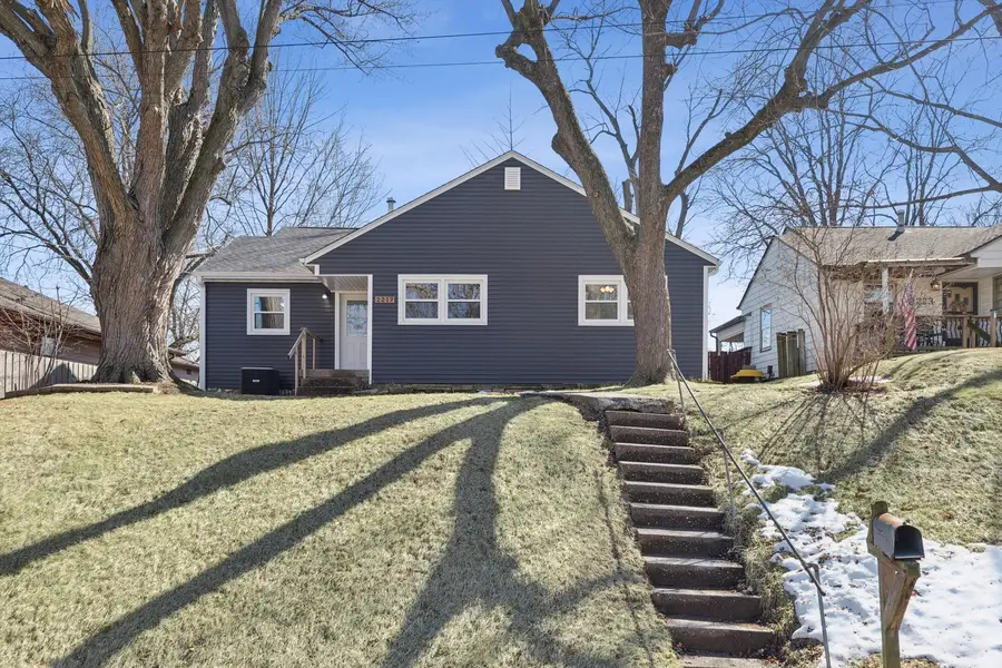 2217 W 13th Street, Davenport, IA 52804 - #3