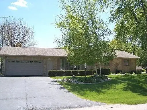 12628 Willow Lane, Genoa, IL 60135